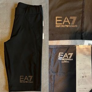 $98 *Worn once* EA7 Emporio Armani Technical Fabric Short Leggings - Size S